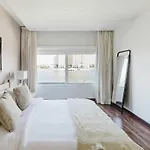 Zamalek 2Bd Apartment With Panoramic Nile View